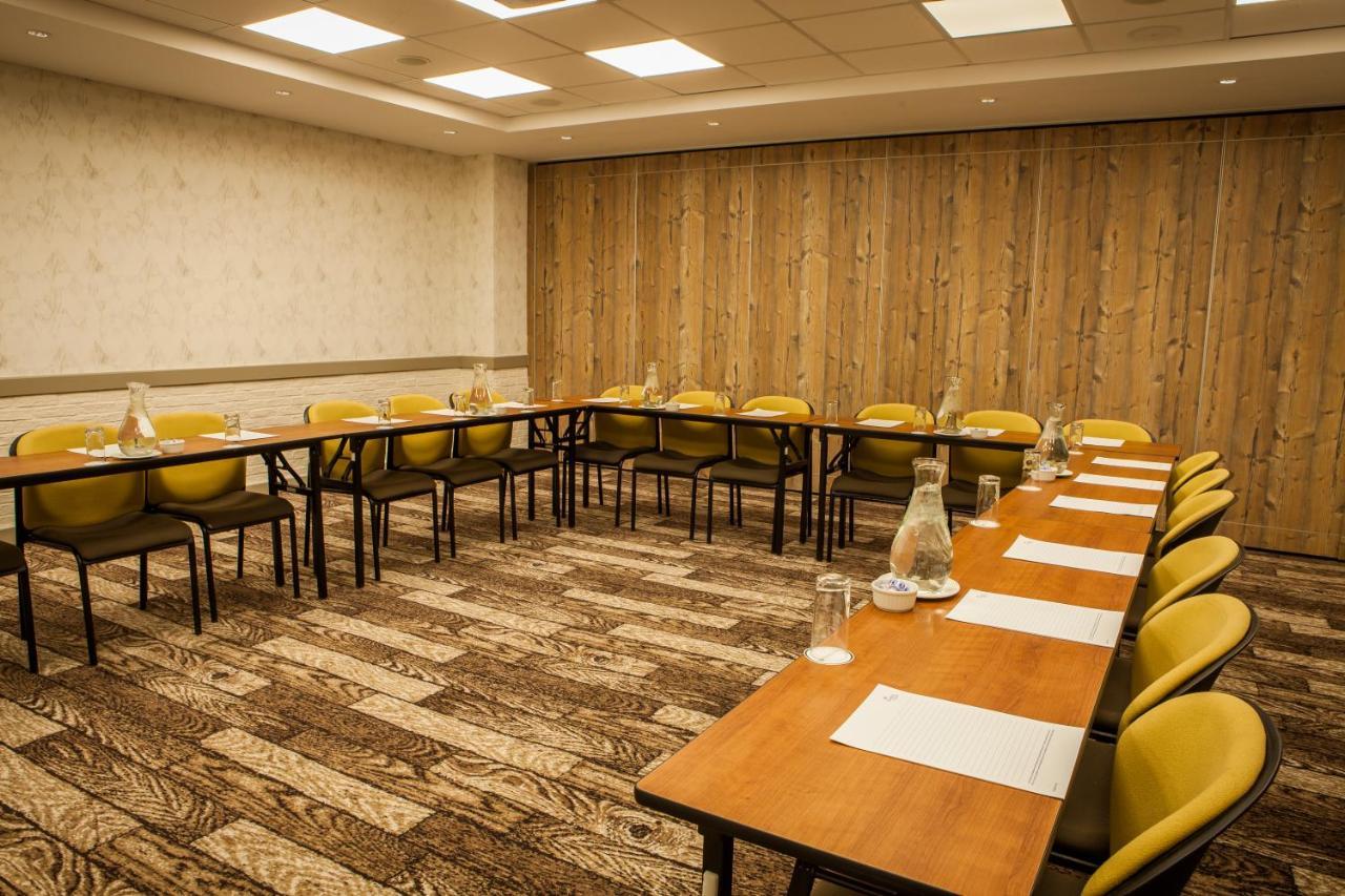 Garden Court Polokwane Hotel Bagian luar foto