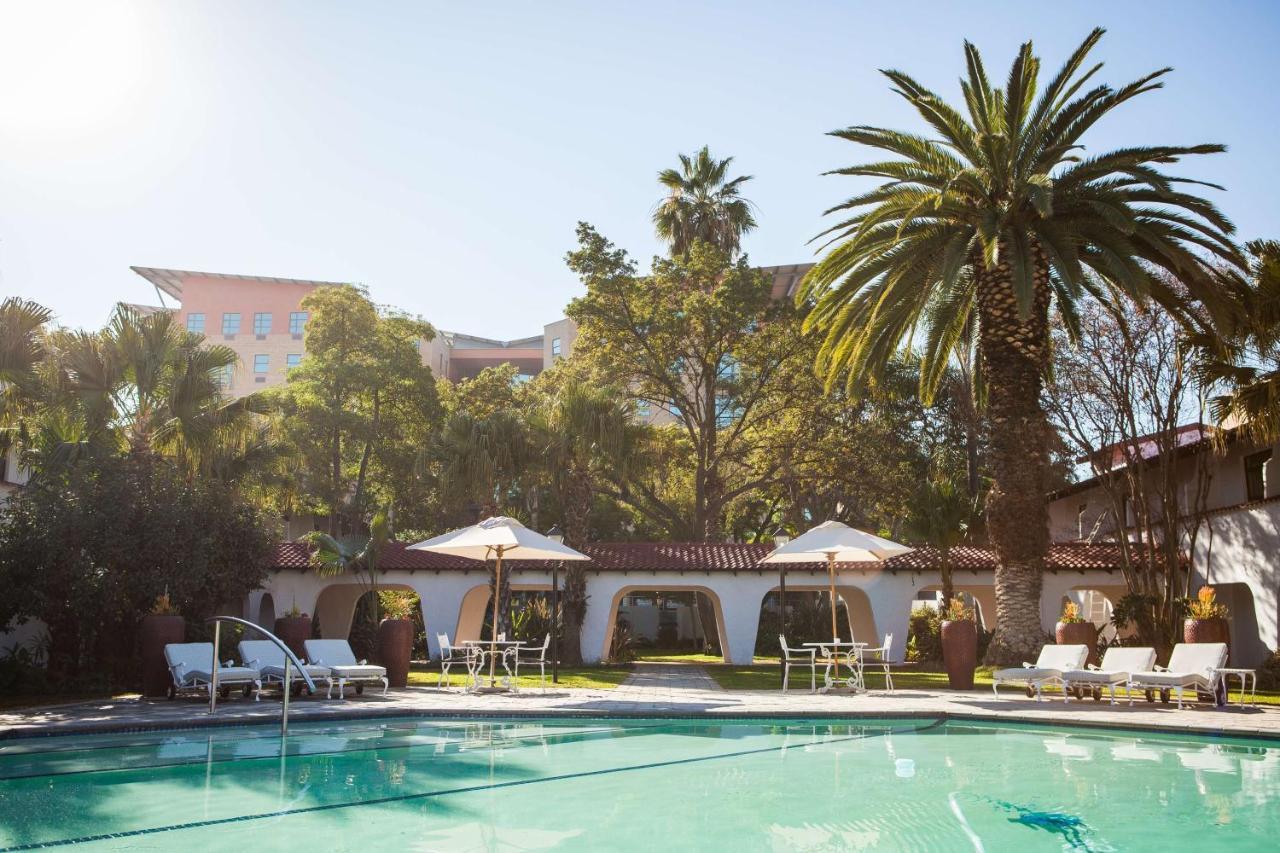 Garden Court Polokwane Hotel Bagian luar foto