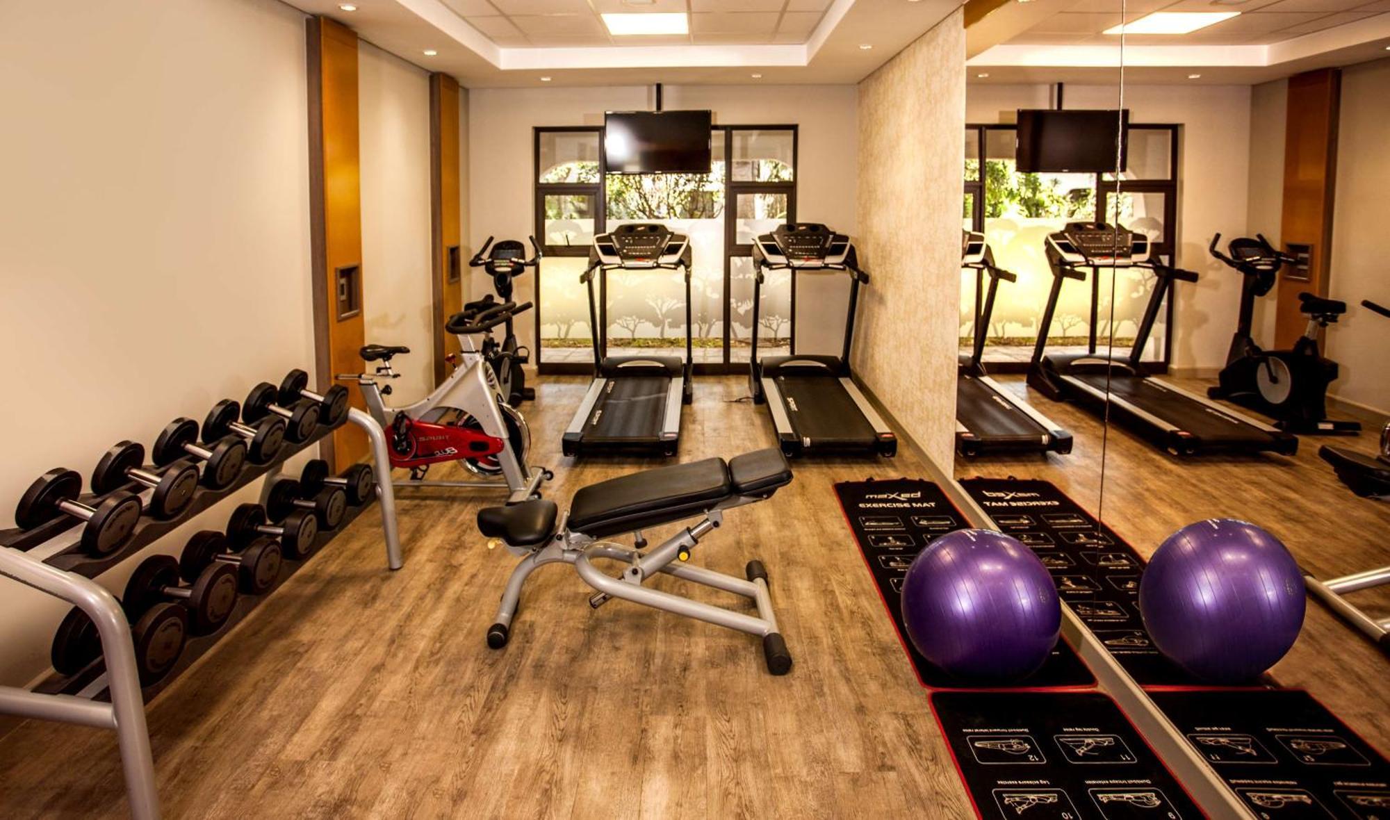 Garden Court Polokwane Hotel Bagian luar foto