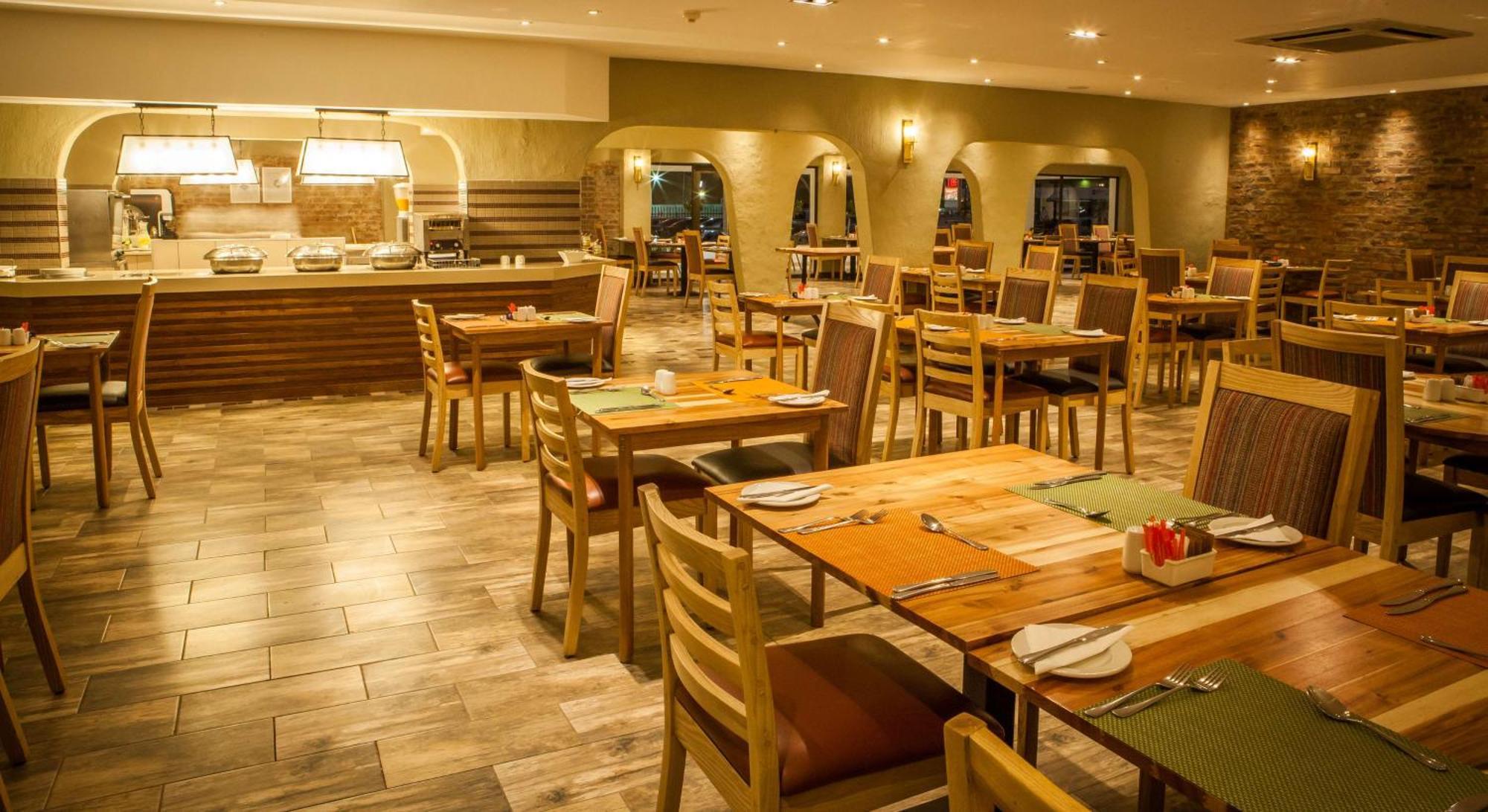 Garden Court Polokwane Hotel Bagian luar foto
